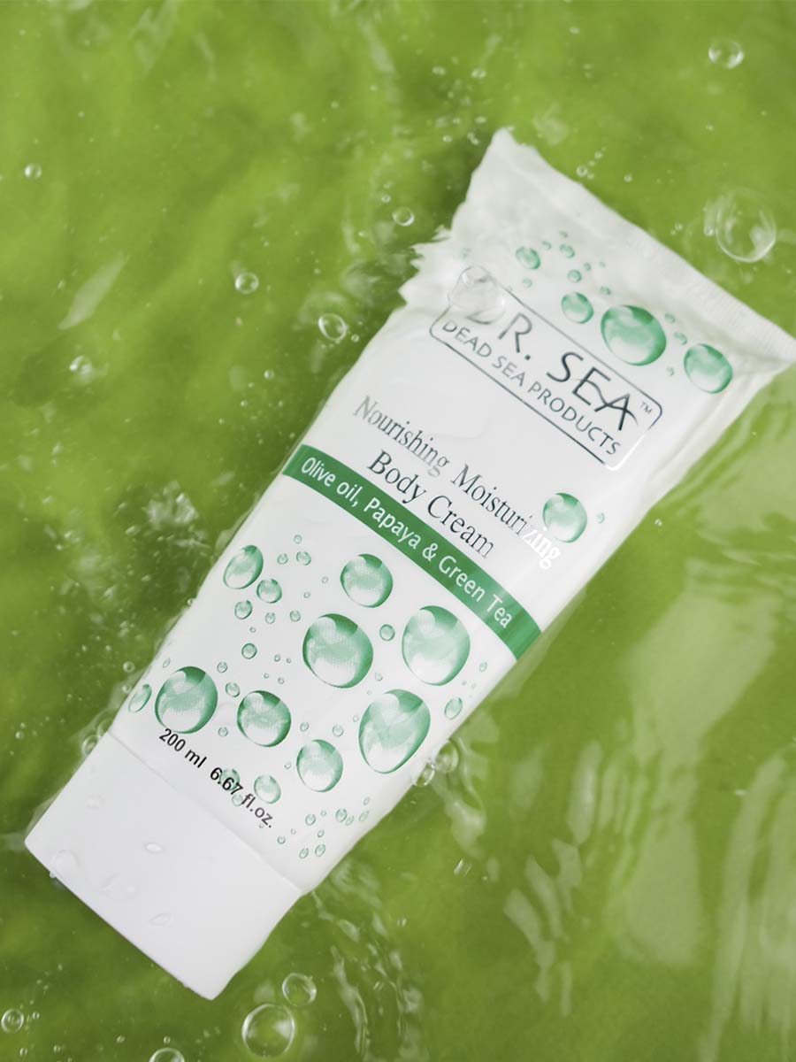 Nährende und feuchtigkeitsspendende Körpercreme – Olivenöl, Papaya und grüner Tee – 200 ml