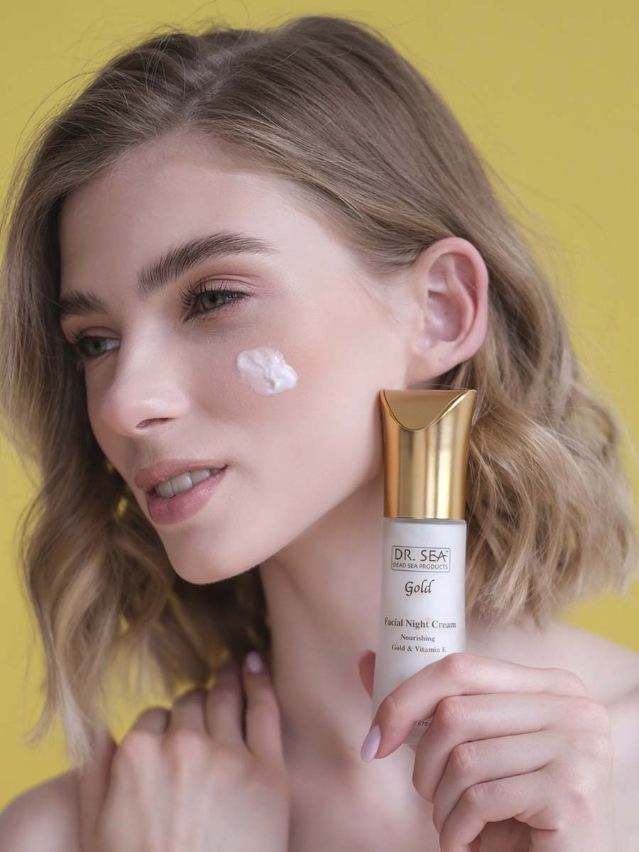 Nährende Nachtcreme für das Gesicht mit Gold und Vitaminen – 50 ml